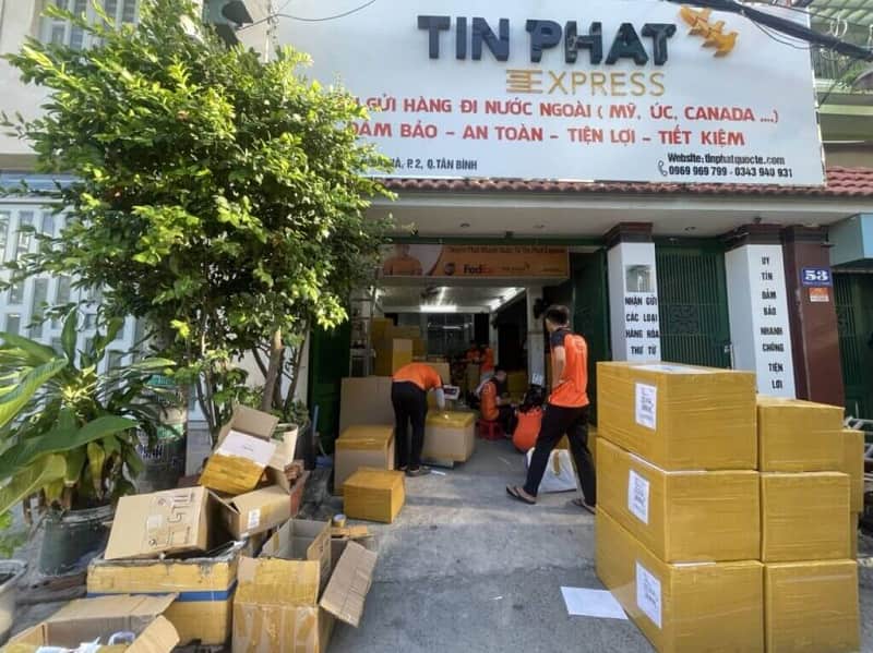 Dịch vụ chuyển hàng đi Nhật giá rẻ, uy tín với Tín Phát Express